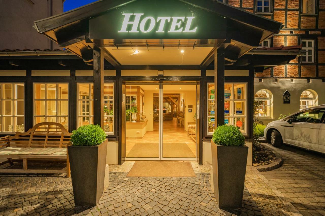 Romantik Hotel Am Bruehl เควดลินบวร์ก ภายนอก รูปภาพ