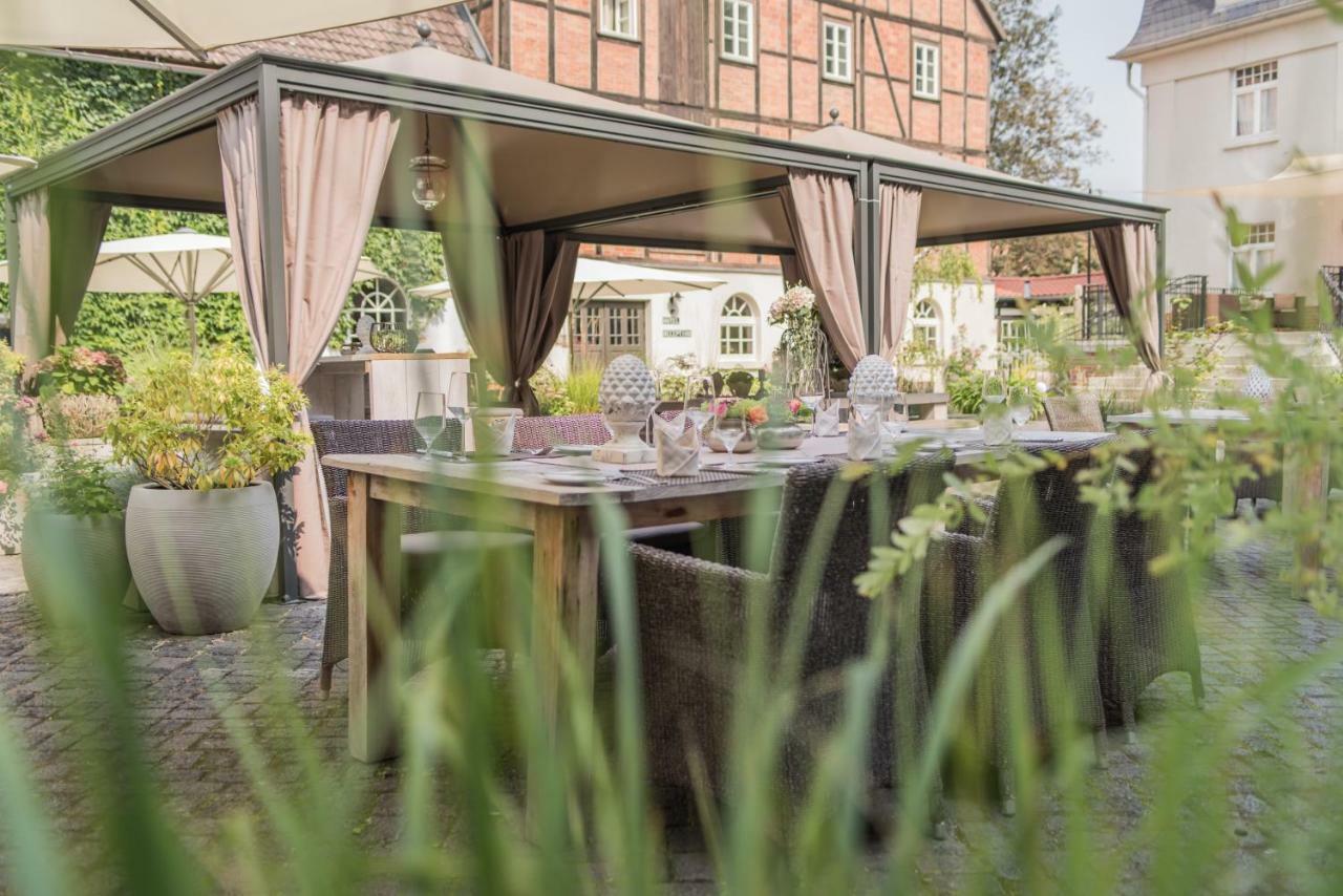 Romantik Hotel Am Bruehl เควดลินบวร์ก ภายนอก รูปภาพ